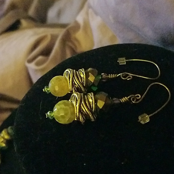 Artisan Custom Stick Pearl Statement Set - Picture 4 of 4